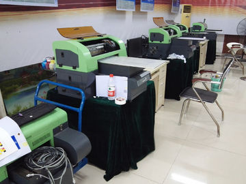الصين متعدد الألوان A4 سطح المكتب للأشعة فوق البنفسجية مسطحة الطابعة YMCKW 170 العاشر 297mm الطباعة الحجم المزود